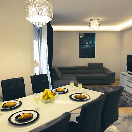 Luxury Karuza * スプリト